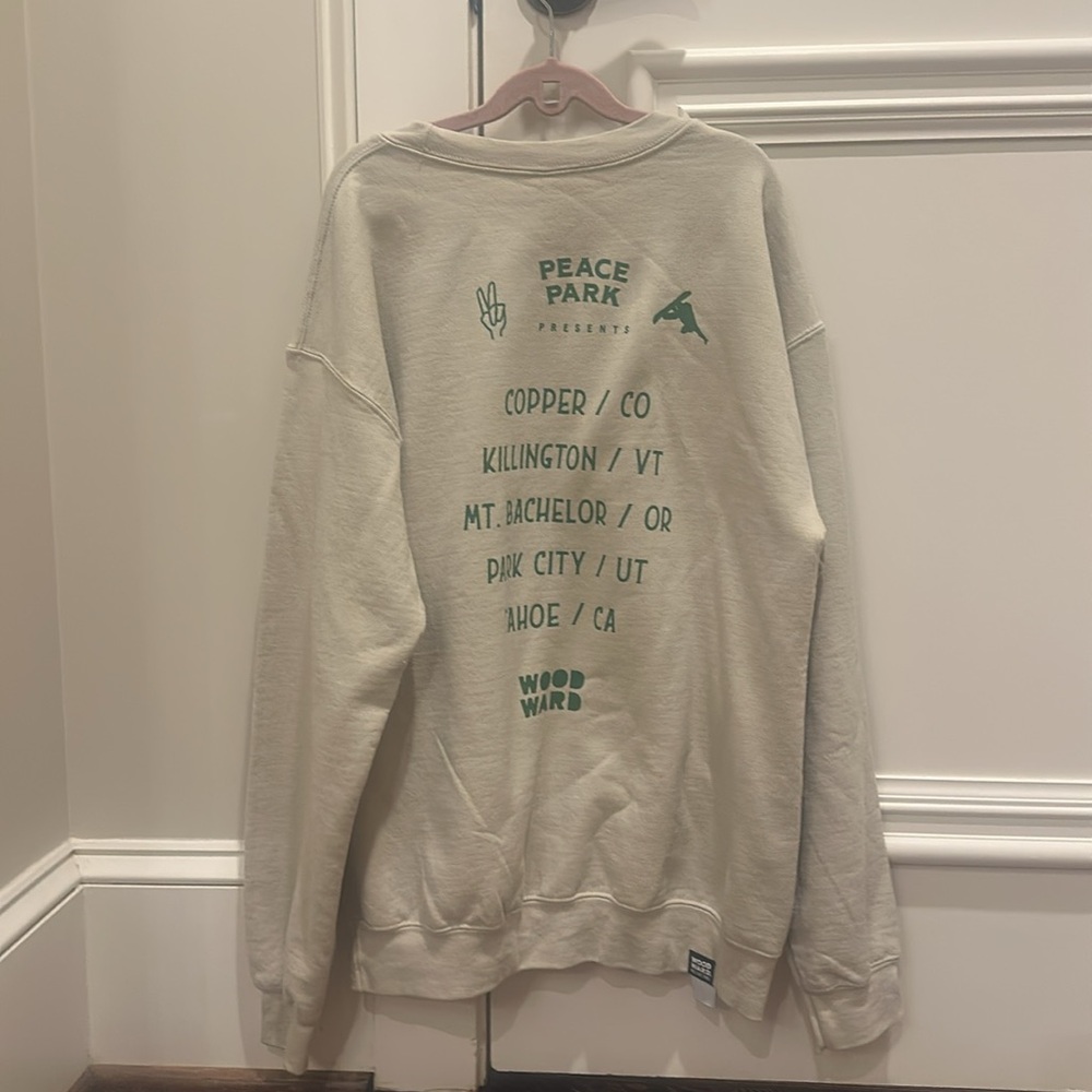 Unisex Woodward Peace Park Tour Graphic Cream Crewneck Sweatshirt M - Picture 2 of 4